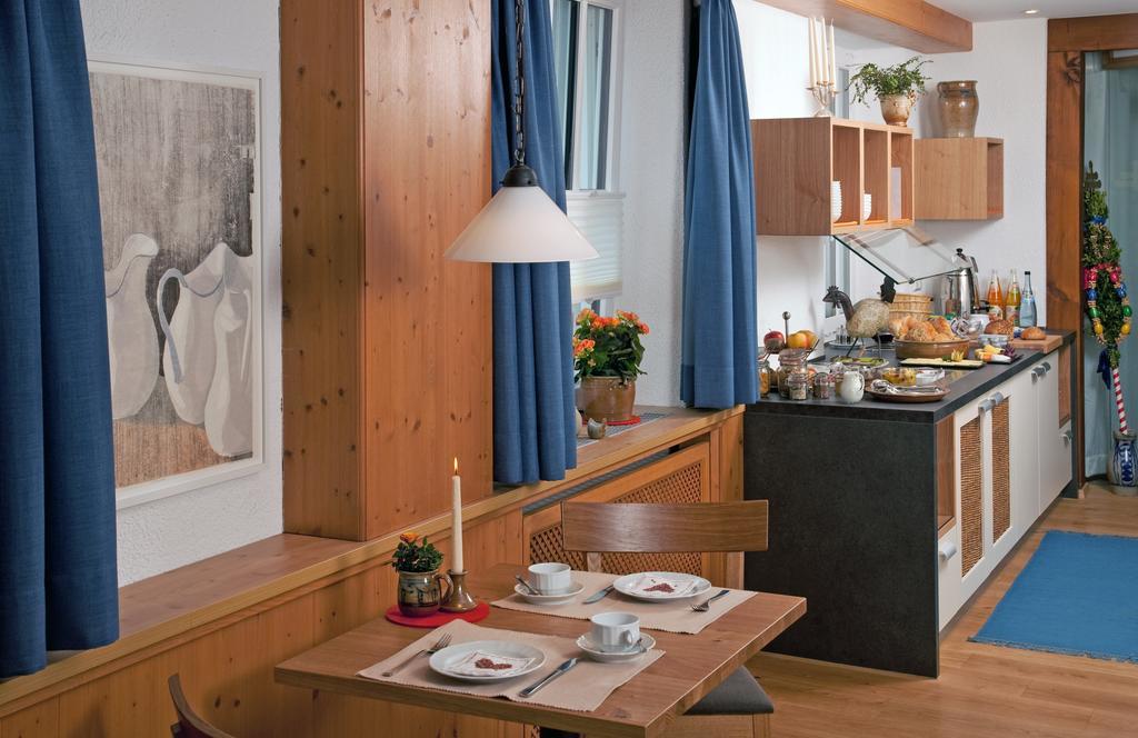 Gasthof Landhotel Hirsch Ostrach Esterno foto